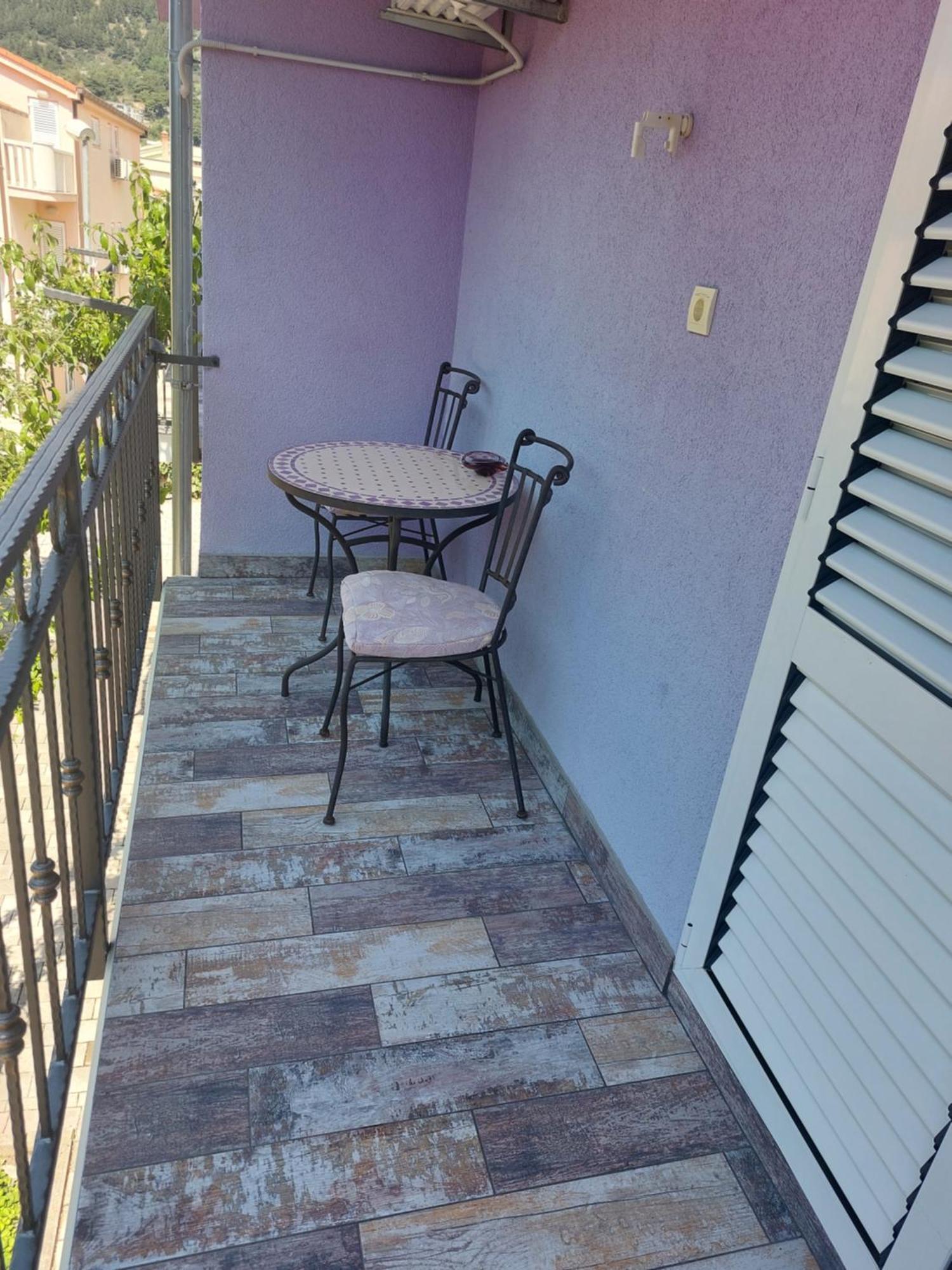 Apartments Villa Lilla Baška Voda Стая снимка