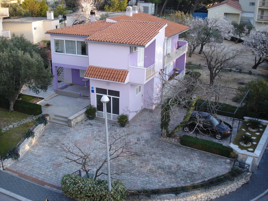 Apartments Villa Lilla Baška Voda Екстериор снимка