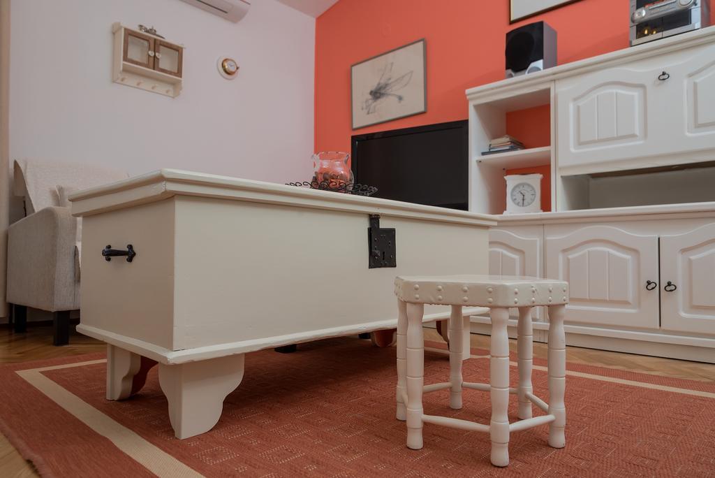Apartments Villa Lilla Baška Voda Екстериор снимка